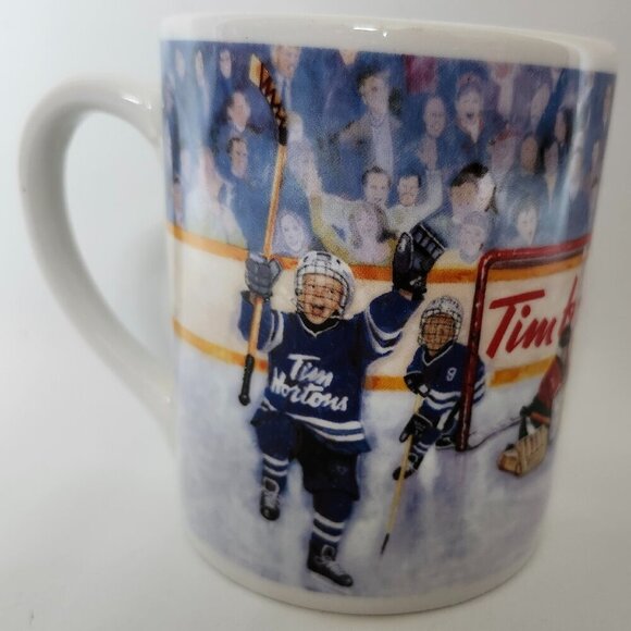 VINTAGE Tim Hortons "Winning Goal" Mug Limited Edition No 002 Like NEW - Picture 1 of 7